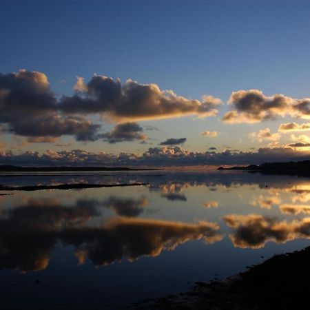 Llanw Malltraeth - Malltraeth Tides Llangadwaladr  المظهر الخارجي الصورة